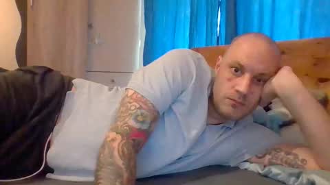 Snapshot of markus_7 chatting on 10.23.25 markus_7 online show from 10.23.25