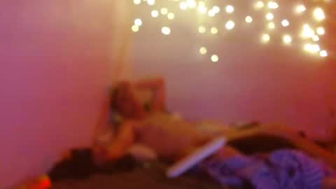 Snapshot of markymark101825061 chatting on 01.01.25 markymark101825061 online show from 01.01.25