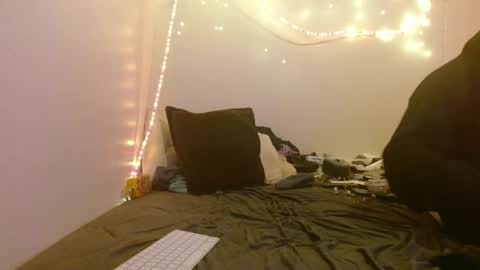 Snapshot of markymark101825061 chatting on 01.07.25 markymark101825061 online show from 01.07.25