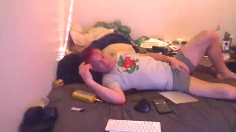 Snapshot of markymark101825061 chatting on 01.11.25 markymark101825061 online show from 01.11.25