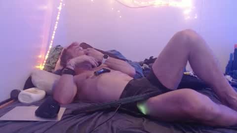 Snapshot of markymark101825061 chatting on 01.21.25 markymark101825061 online show from 01.21.25