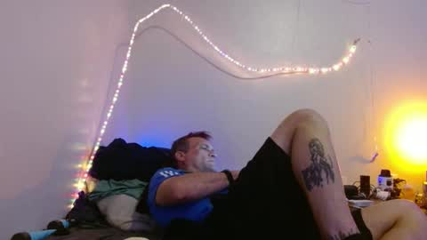 Snapshot of markymark101825061 chatting on 02.08.25 markymark101825061 online show from 02.08.25