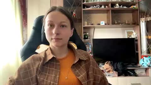 Snapshot of marlenahuit chatting on 06.16.26 Lena online show from 06.16.26