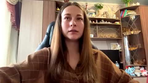 Snapshot of marlenahuit chatting on 06.30.26 Lena online show from 06.30.26
