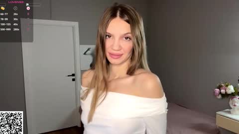 Snapshot of marlenamarschel chatting on 11.20.25 Maja online show from 11.20.25