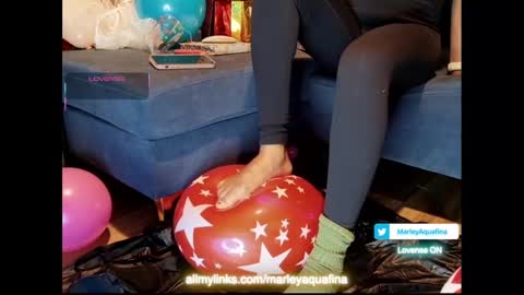 Snapshot of marleymadness9 chatting on 09.24.25 MarleyAquafina online show from 09.24.25