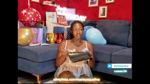 Snapshot of marleymadness9 chatting on 09.24.25 MarleyAquafina online show from 09.24.25