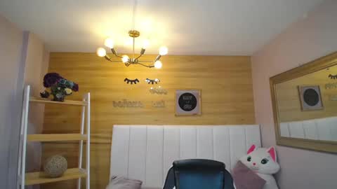 Snapshot of marlin_a chatting on 03.08.25 Marlin online show from 03.08.25