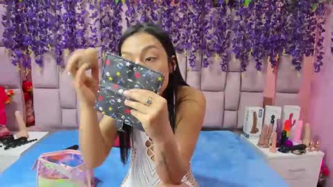 Snapshot of marlyanal chatting on 12.11.24 Marly Anal online show from 12.11.24