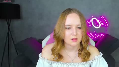 Snapshot of marlyn_owen chatting on 06.22.26 Emmaa online show from 06.22.26