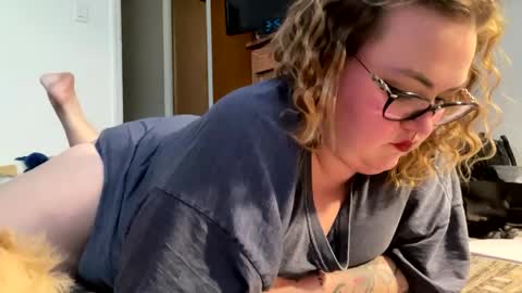 maroon_moon online show from 02.17.25