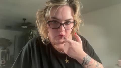 maroon_moon online show from 09.20.25