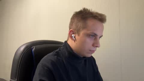 Snapshot of maroooa chatting on 01.13.26 Marko online show from 01.13.26