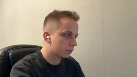 Snapshot of maroooa chatting on 02.18.26 Marko online show from 02.18.26