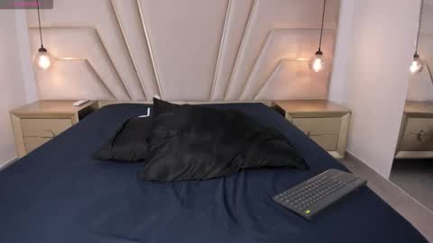 maroxcute online show from 10.31.25