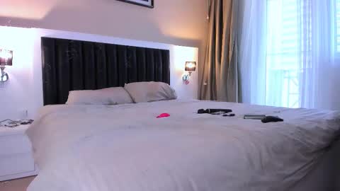 -- Mari -- online show from 02.23.26