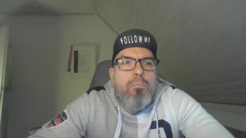 marriedcock1980 online show from 12.15.25