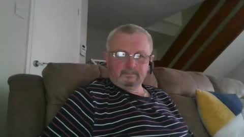 Snapshot of marrrrc chatting on 02.17.25 marrrrc online show from 02.17.25