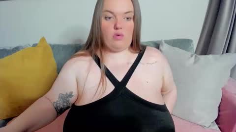 Mary online show from 10.18.25