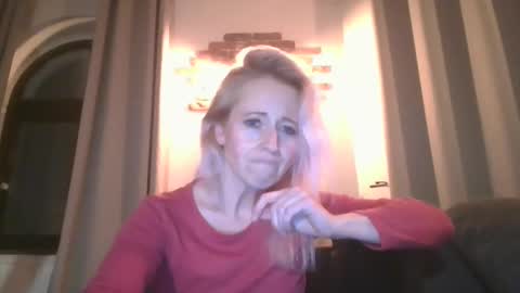 MaryGoRound online show from 01.16.25