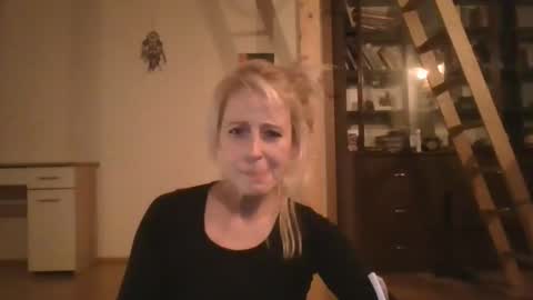 MaryGoRound online show from 03.01.25