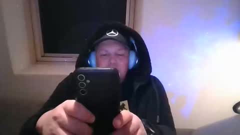 Snapshot of mars0481 chatting on 10.08.25 mars0481 online show from 10.08.25