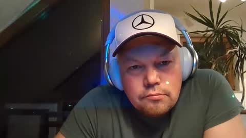 Snapshot of mars0481 chatting on 11.28.25 mars0481 online show from 11.28.25