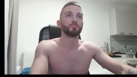 Snapshot of marselle_looker chatting on 02.08.26 Marselle online show from 02.08.26