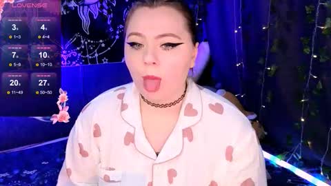 marshmallowbeauty_ online show from 11.15.25