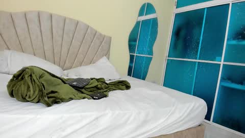 marsmith_1 online show from 02.20.26