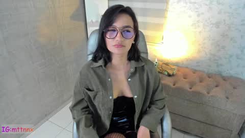 Snapshot of martiiinaa_ chatting on 12.04.24 Martina online show from 12.04.24