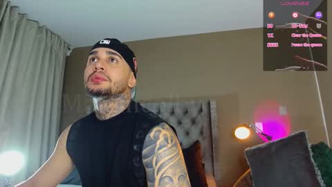 Snapshot of martin_colby05 chatting on 10.29.25 ONLYFANS Sotoandres modelo independiente online show from 10.29.25