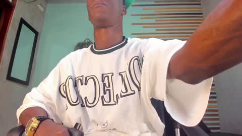 Snapshot of martin_killer chatting on 02.08.25 Martin online show from 02.08.25