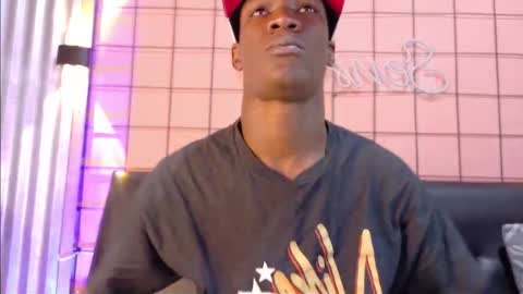 Snapshot of martin_killer chatting on 11.05.25 Martin online show from 11.05.25