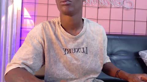 Snapshot of martin_killer chatting on 11.12.25 Martin online show from 11.12.25