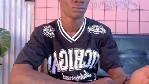 Snapshot of martin_killer chatting on 11.15.25 Martin online show from 11.15.25