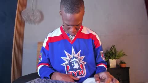 Snapshot of martin_killer chatting on 11.15.25 Martin online show from 11.15.25