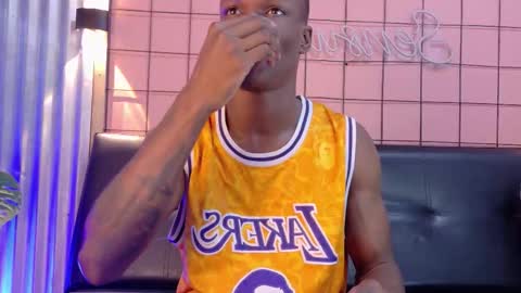 Snapshot of martin_killer chatting on 11.25.25 Martin online show from 11.25.25