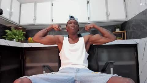 Snapshot of martin_killer chatting on 11.29.25 Martin online show from 11.29.25