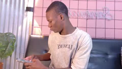 Snapshot of martin_killer chatting on 12.02.25 Martin online show from 12.02.25