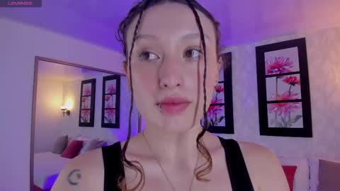 mari online show from 11.13.25