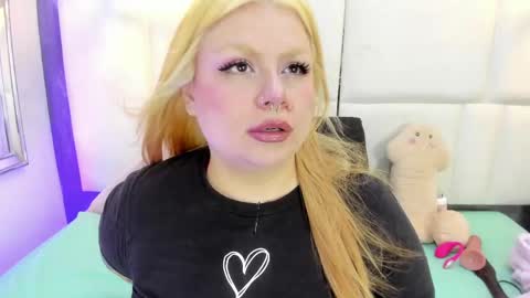 Martina  online show from 04.13.26