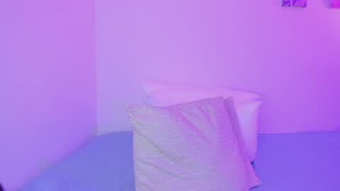 C A R O L I N A  online show from 06.10.26