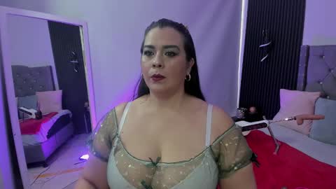   MARTINA   online show from 11.22.25