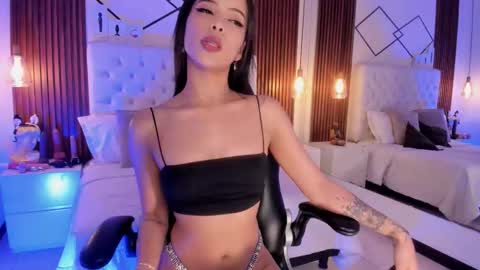 Martina online show from 11.30.25