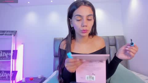 Martina online show from 01.18.25