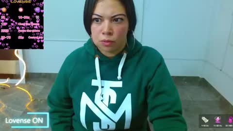 Hey im martina online show from 03.08.25