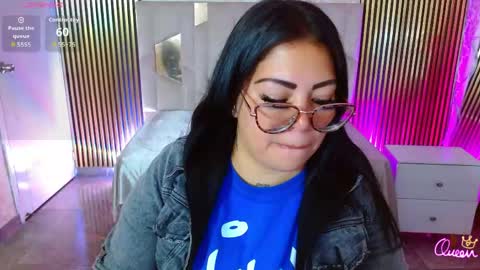 Snapshot of martina_tay chatting on 05.29.26 Hey im martina online show from 05.29.26