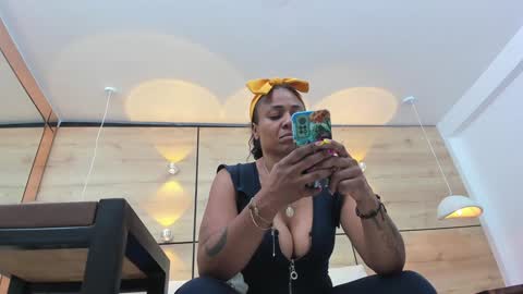 martina touss  online show from 01.24.25