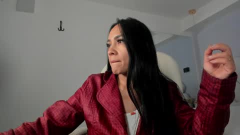Snapshot of martinaa_roberts chatting on 07.14.26 martinaa_roberts online show from 07.14.26